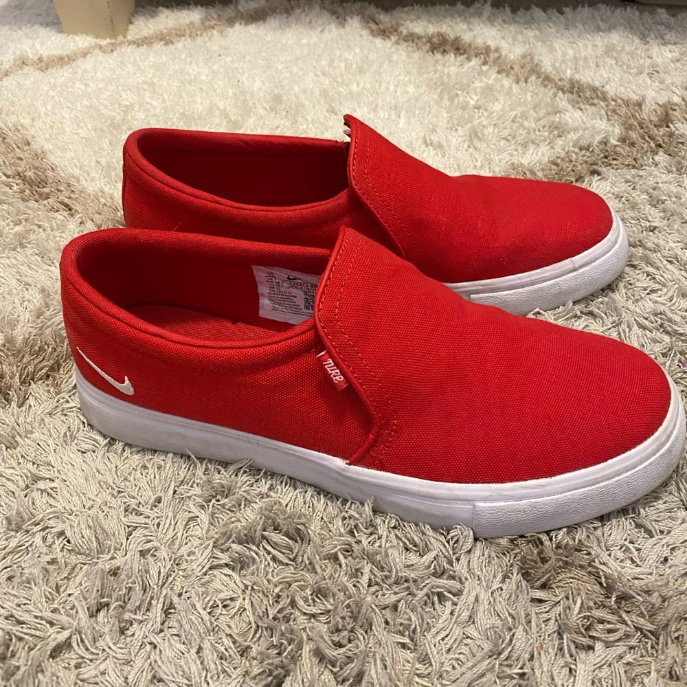 Nike Slip On’s